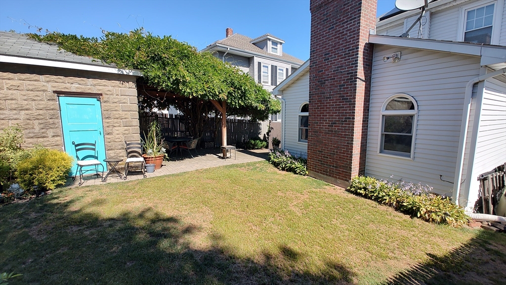 42 Freeman Ave, Everett, MA Photo #6