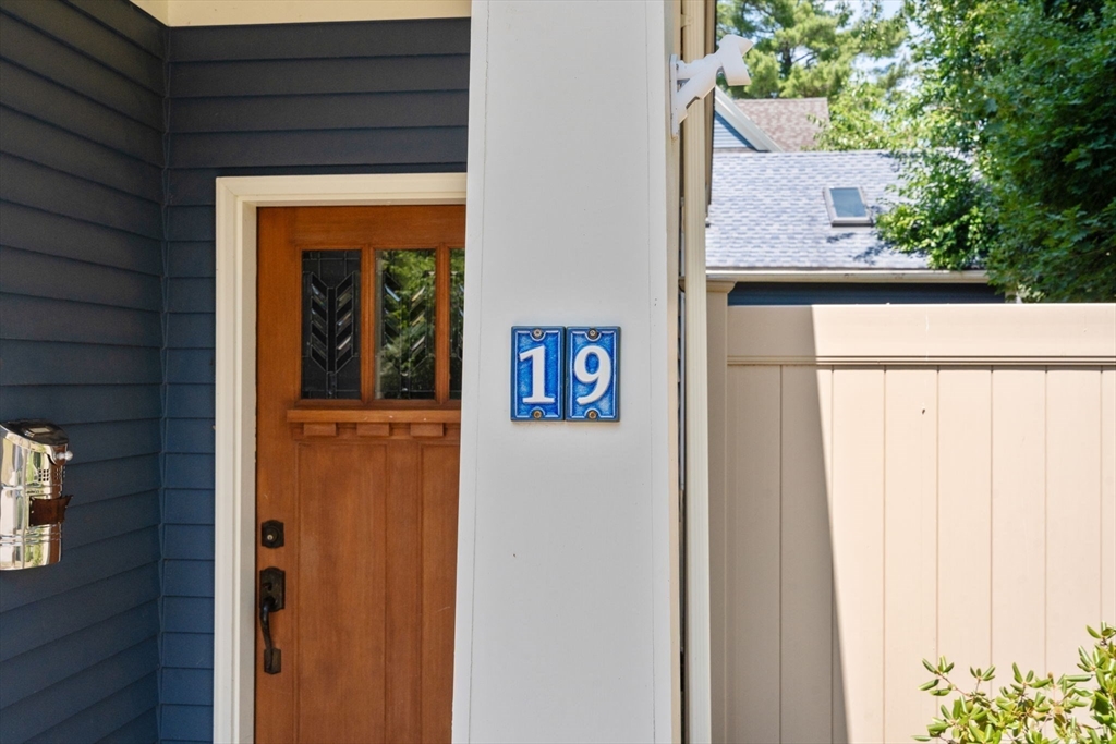 8 Gibson Ave