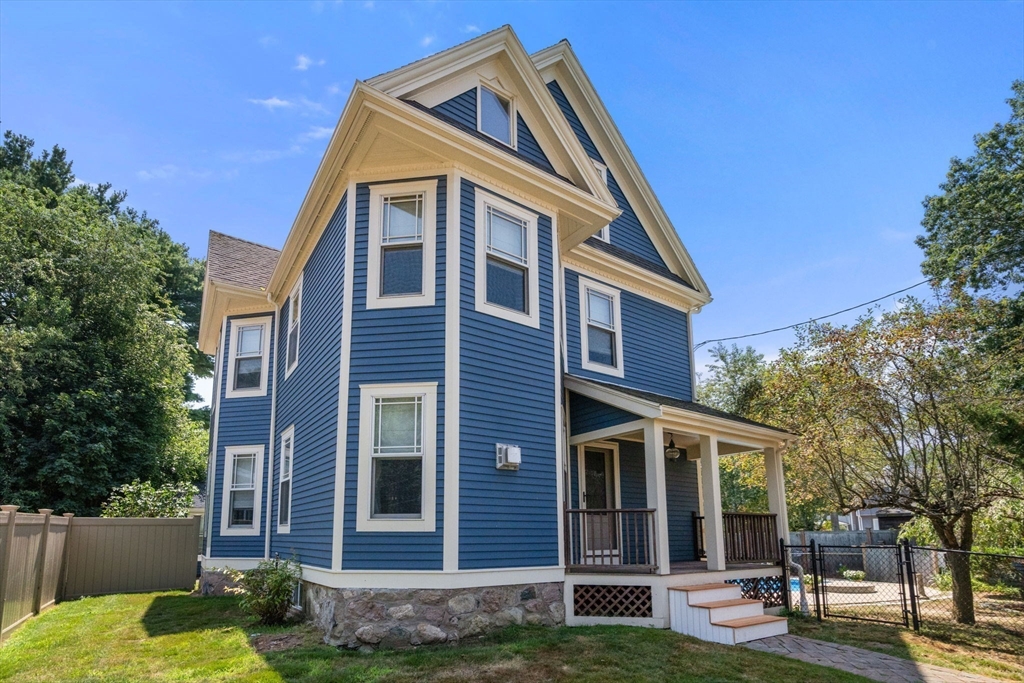8 Gibson Ave