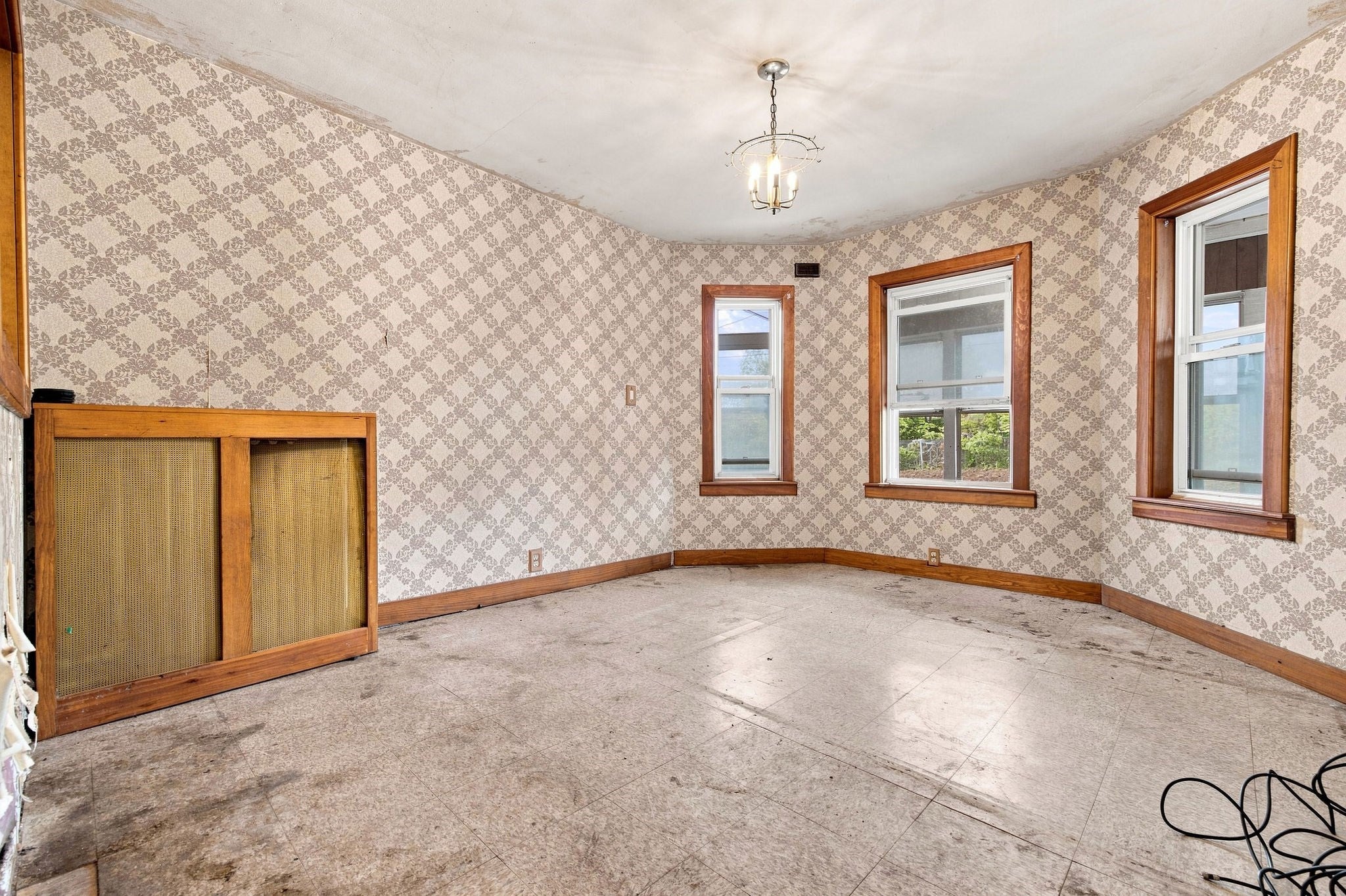 638 Mystic Ave, Somerville, MA Photo #2
