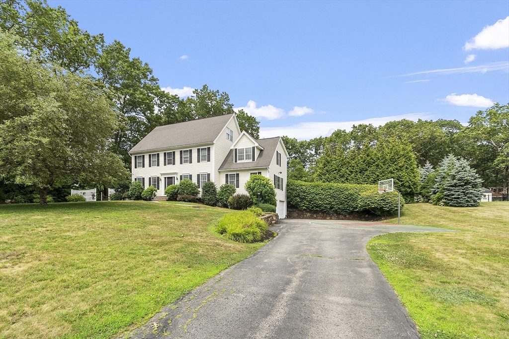 2 Hemlock Lane