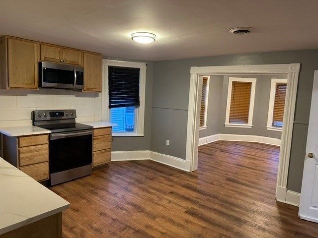 31 Allen St #2, Brockton, MA, 31 Allen St #2, Brockton, MA Photo #2