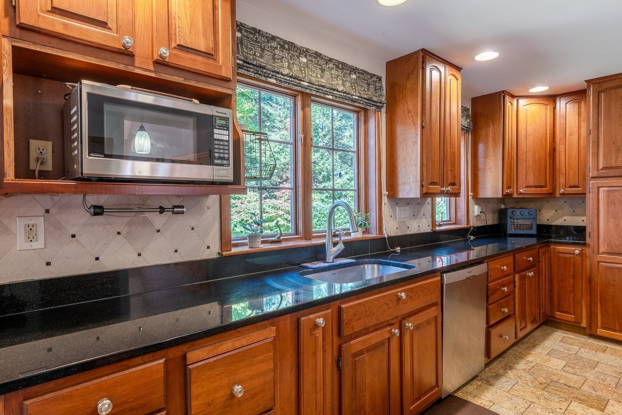 61 Plain Rd, Hatfield, MA, 61 Plain Rd, Hatfield, MA Photo #13