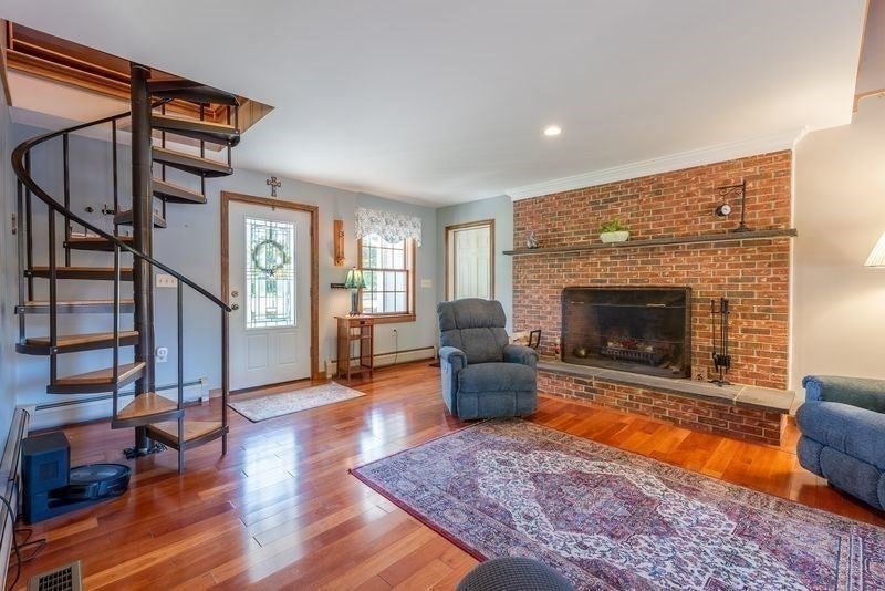61 Plain Rd, Hatfield, MA, 61 Plain Rd, Hatfield, MA Photo #6
