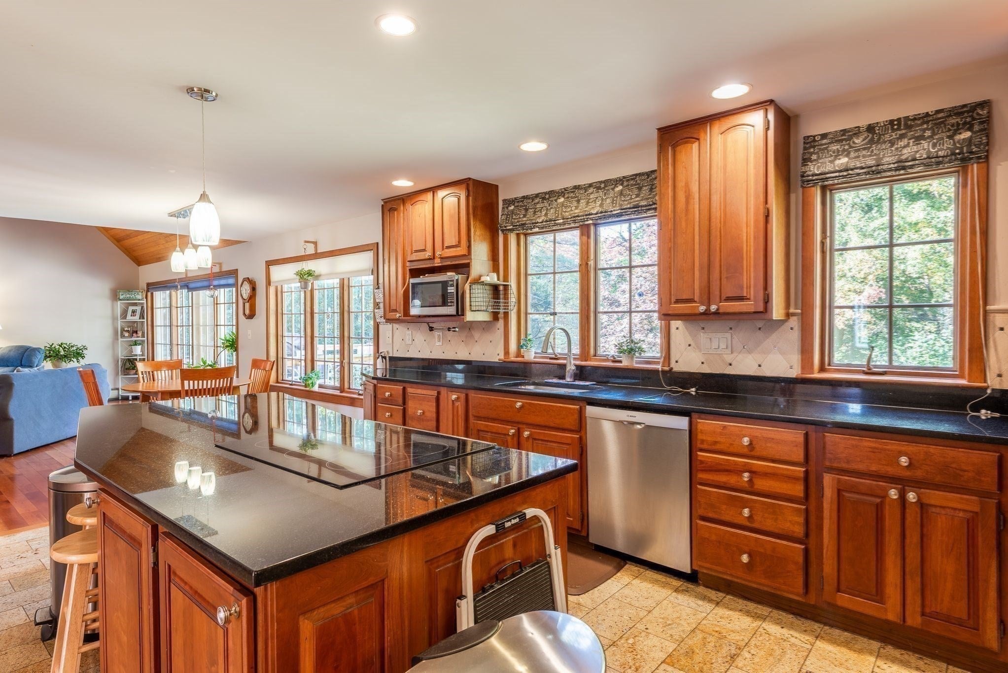 61 Plain Rd, Hatfield, MA, 61 Plain Rd, Hatfield, MA Photo #12