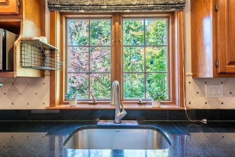 61 Plain Rd, Hatfield, MA, 61 Plain Rd, Hatfield, MA Photo #14