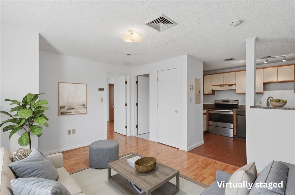 35 Prospect St 309