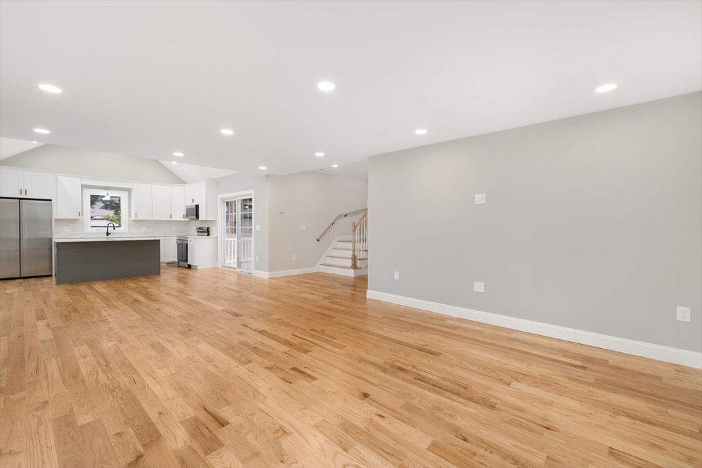 5 Colfall St, Seekonk, MA Photo #8