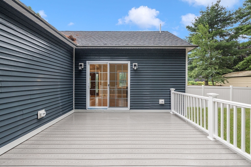 5 Colfall St, Seekonk, MA Photo #18
