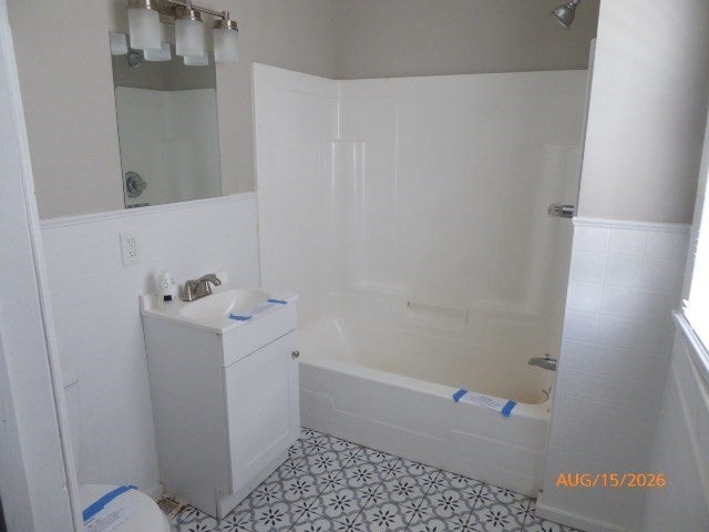 24 Pendleton Ave, Chicopee, MA, 24 Pendleton Ave, Chicopee, MA Photo #6