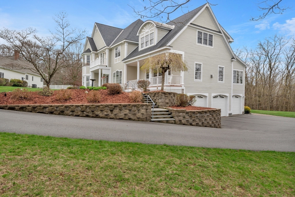 215 Lexington Road