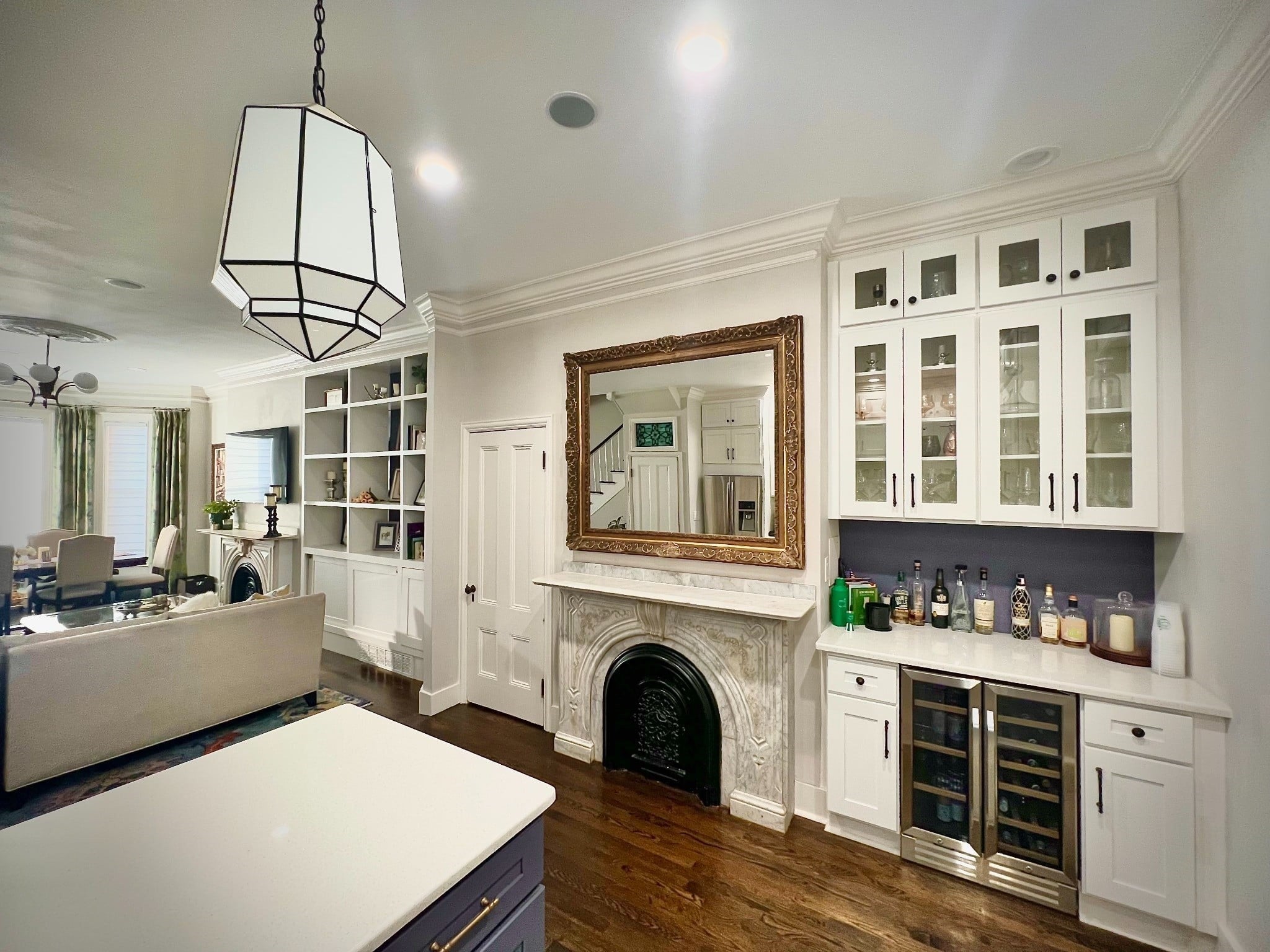 20 W Cottage St