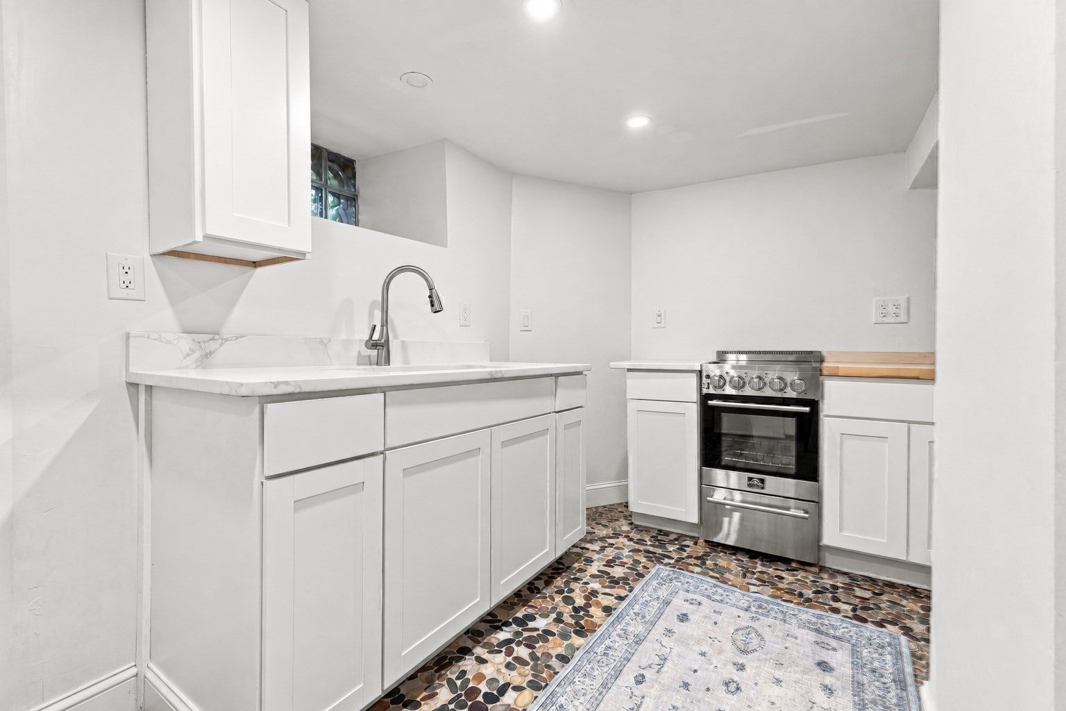 127 Rotch St, New Bedford, MA, 127 Rotch St, New Bedford, MA Photo #28