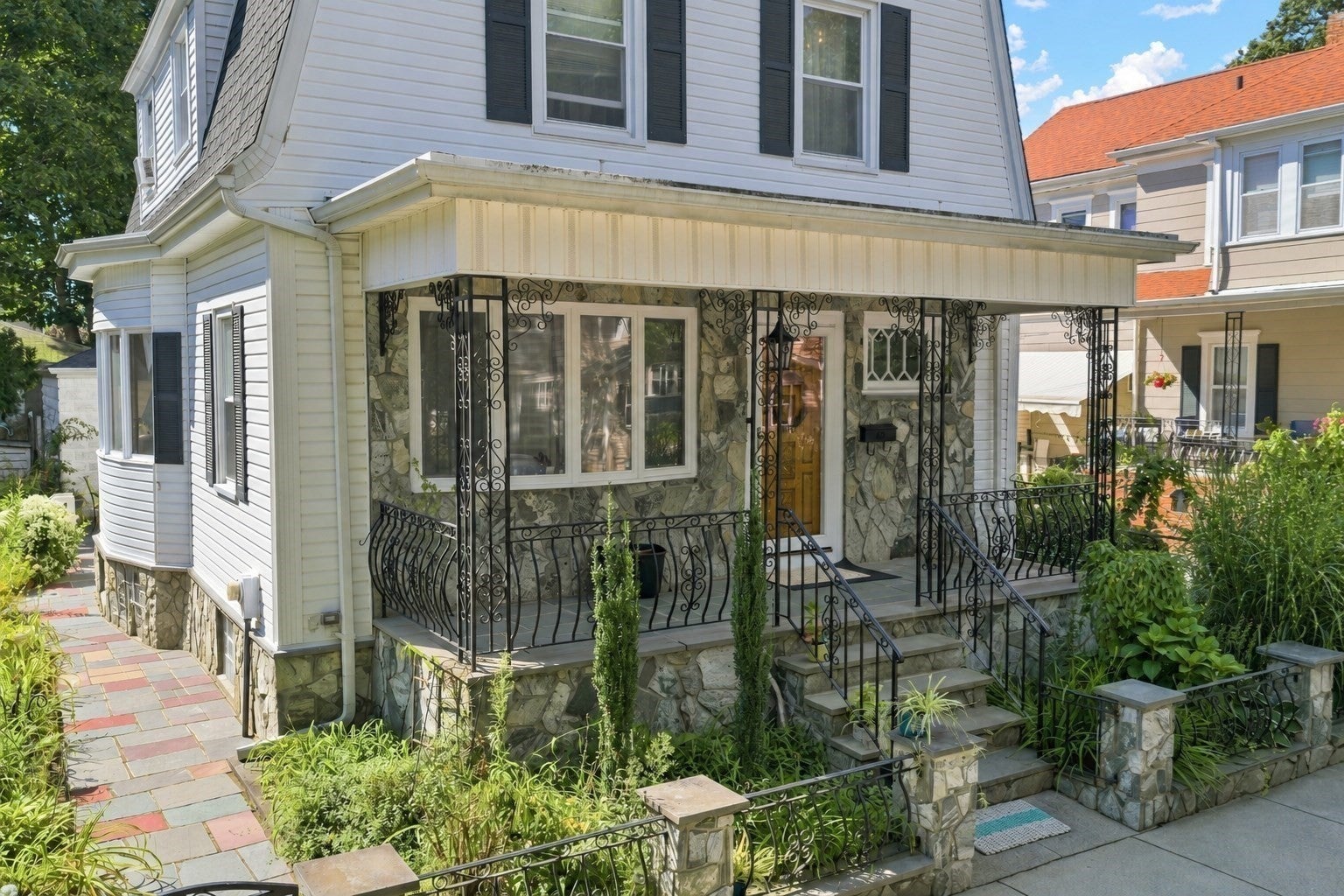 127 Rotch St