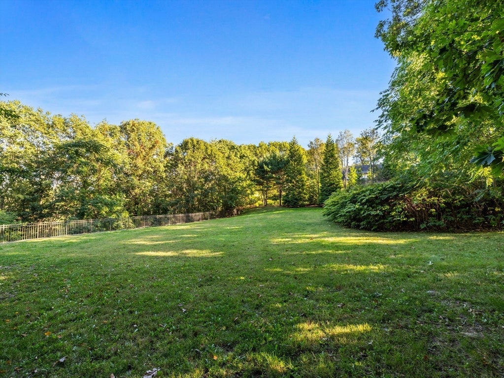 33 Boulder Rd
