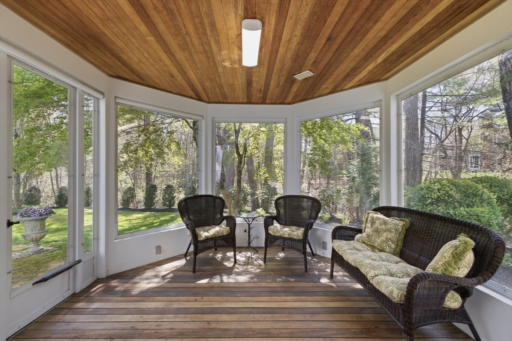 98 Bridle Trail Rd, Needham, MA Photo #20