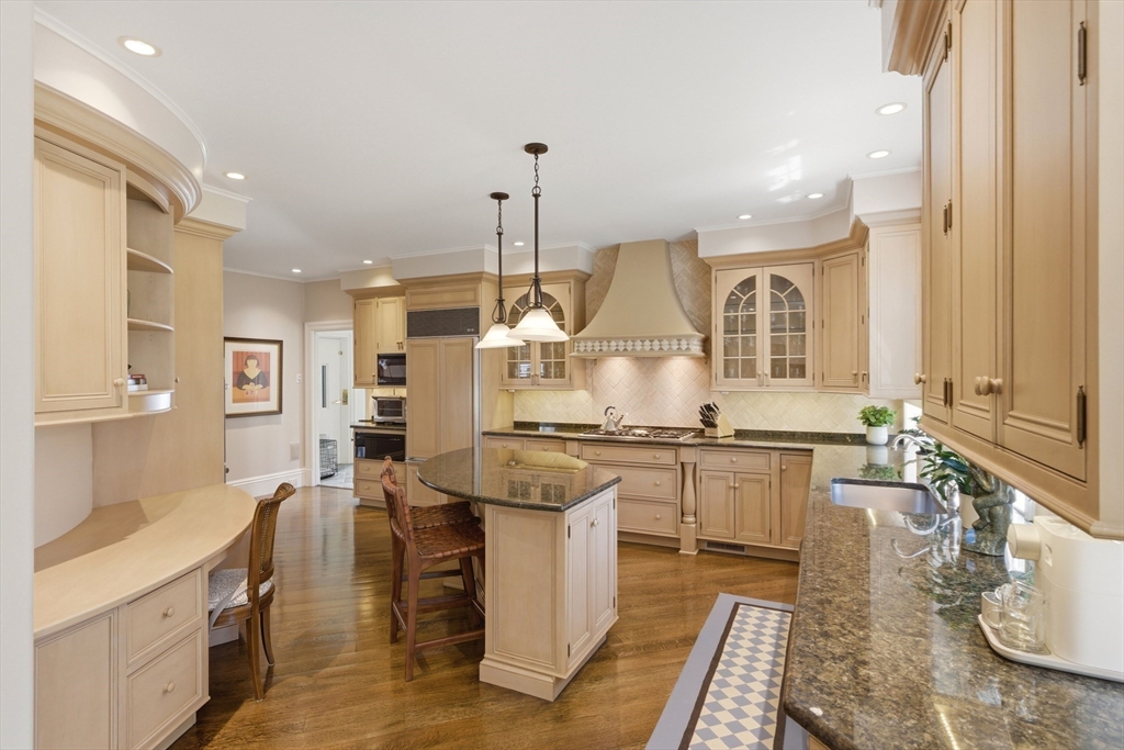 98 Bridle Trail Rd, Needham, MA Photo #15