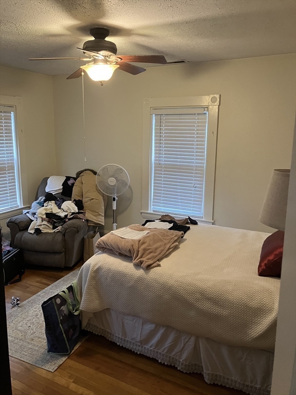 192 Pleasant St 2