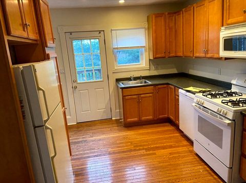 192 Pleasant St 2 Norwood MA 02062