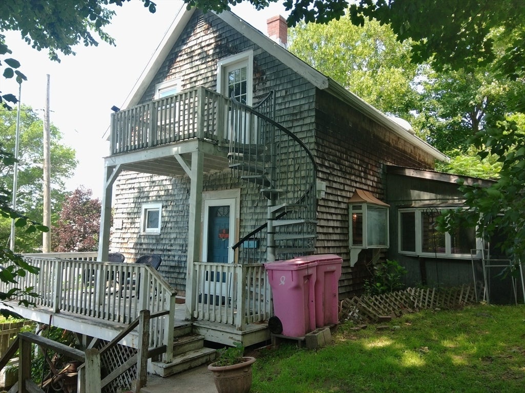 30R Highland Street, Gloucester MA 01930