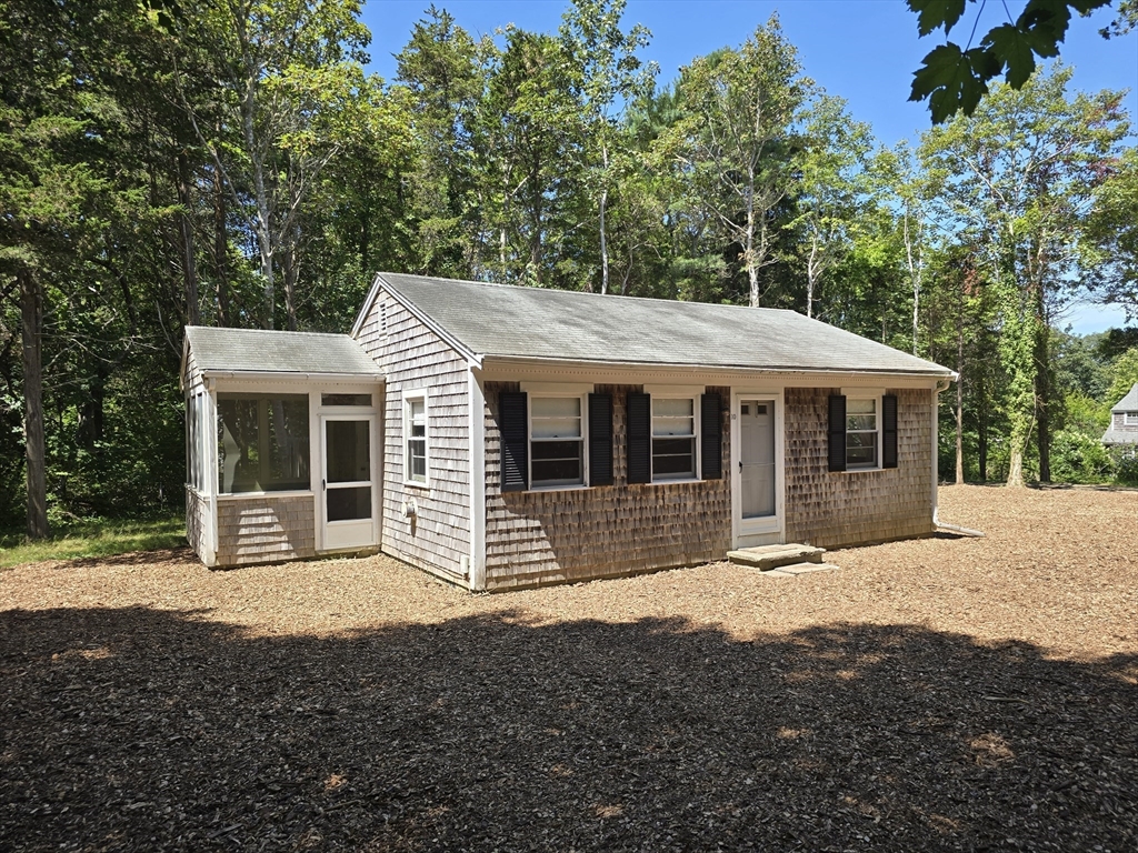 10 Landers Lane