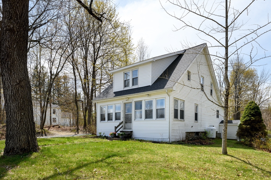 42 Maple Ave
