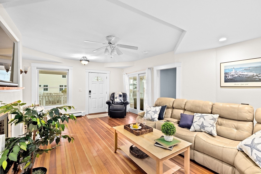 24 Warren Street July Or August House