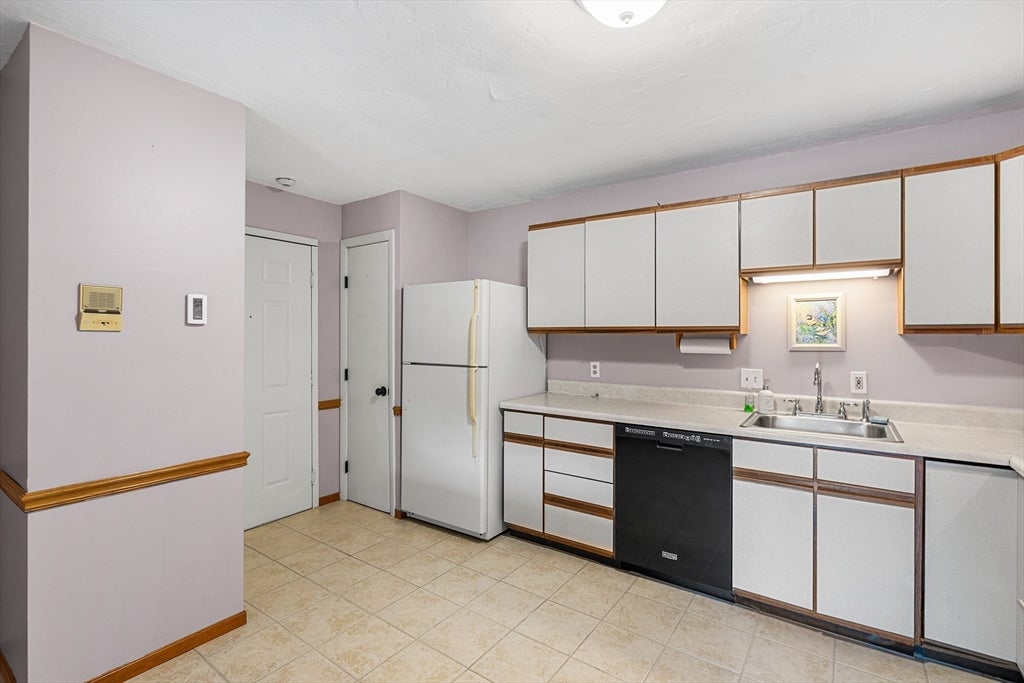 6 Apricot St 10