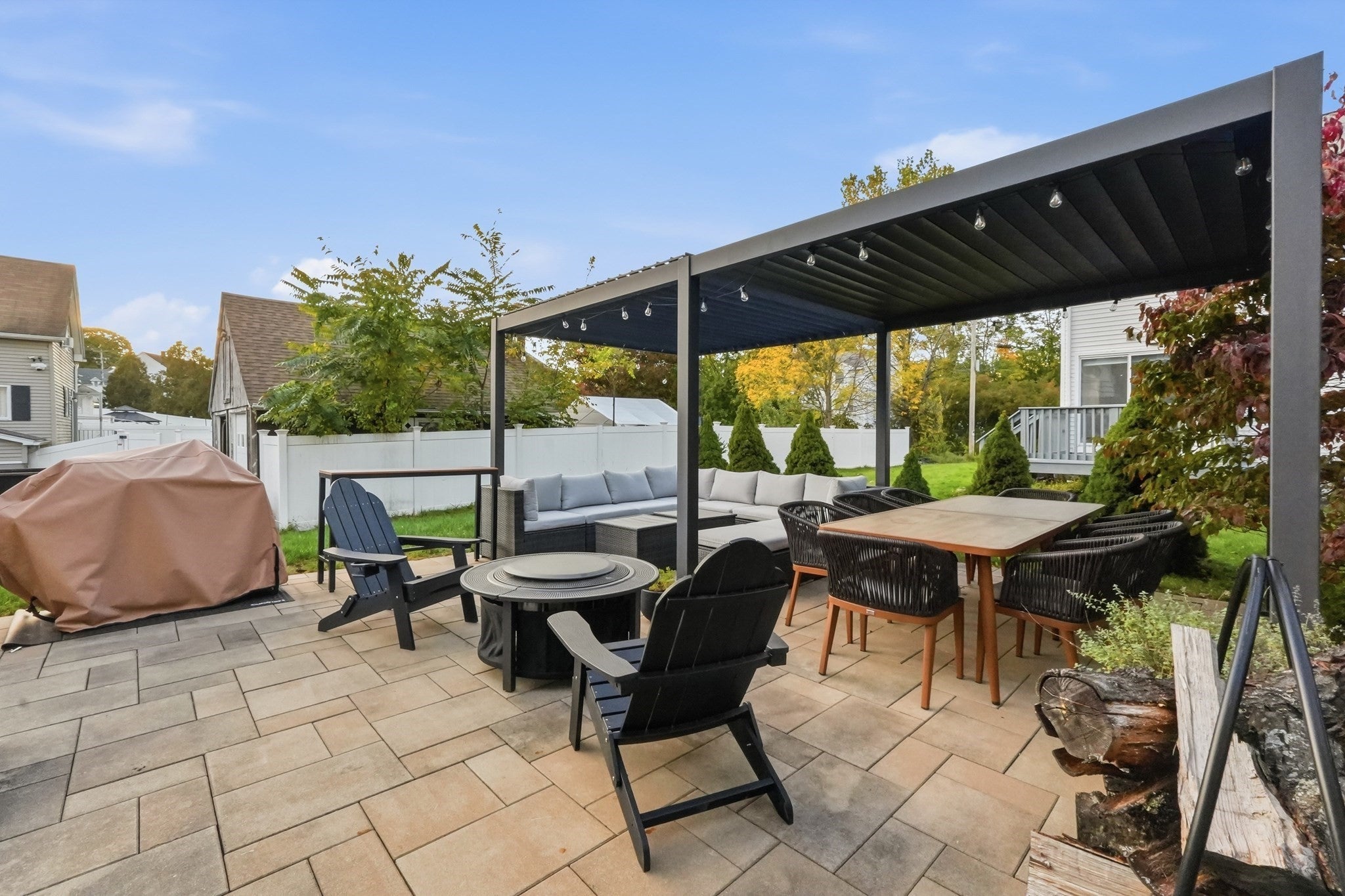 15 Enid St, Worcester, MA Photo #14