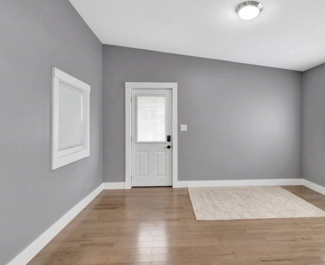 10 Oak St #1, Saugus, MA, 10 Oak St #1, Saugus, MA Photo #3