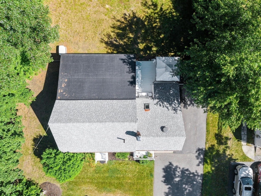 15 Alderbrook Road