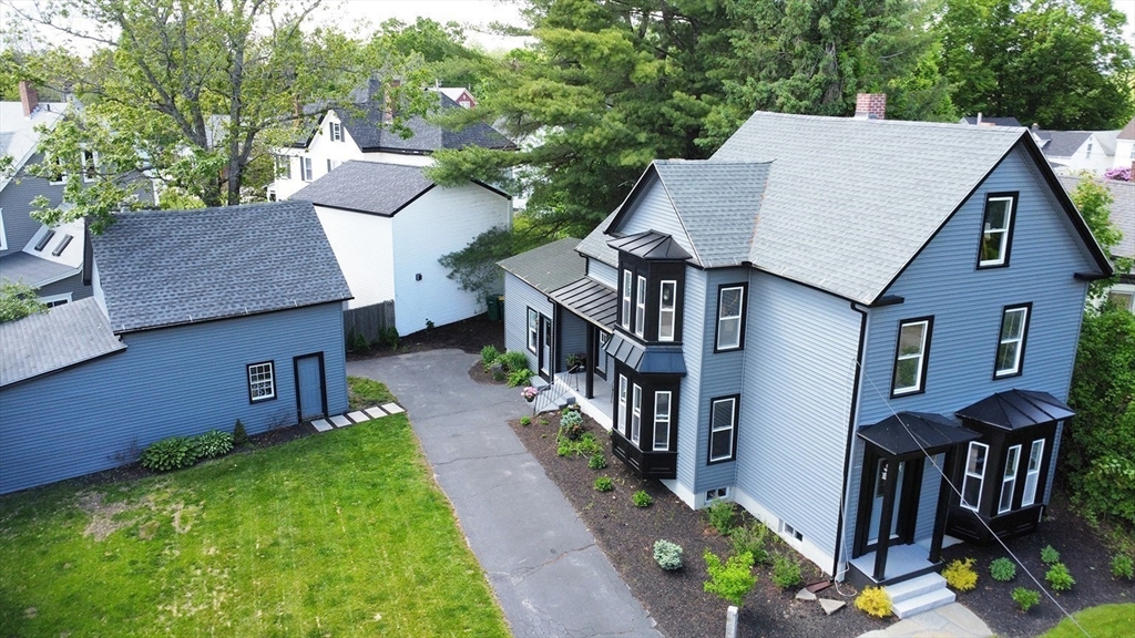 36 Circle St