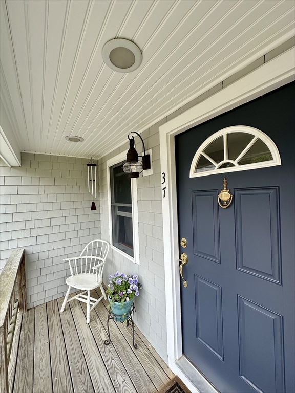 37 Berkeley Dr