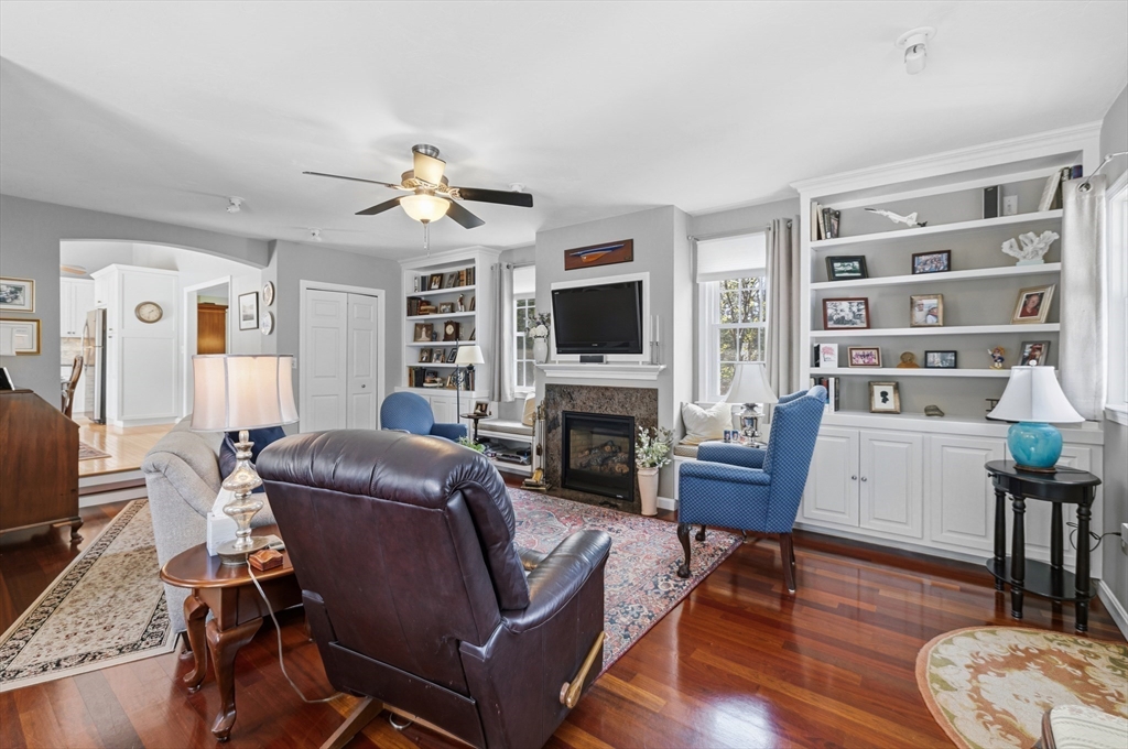 1 Susan Carsley Way