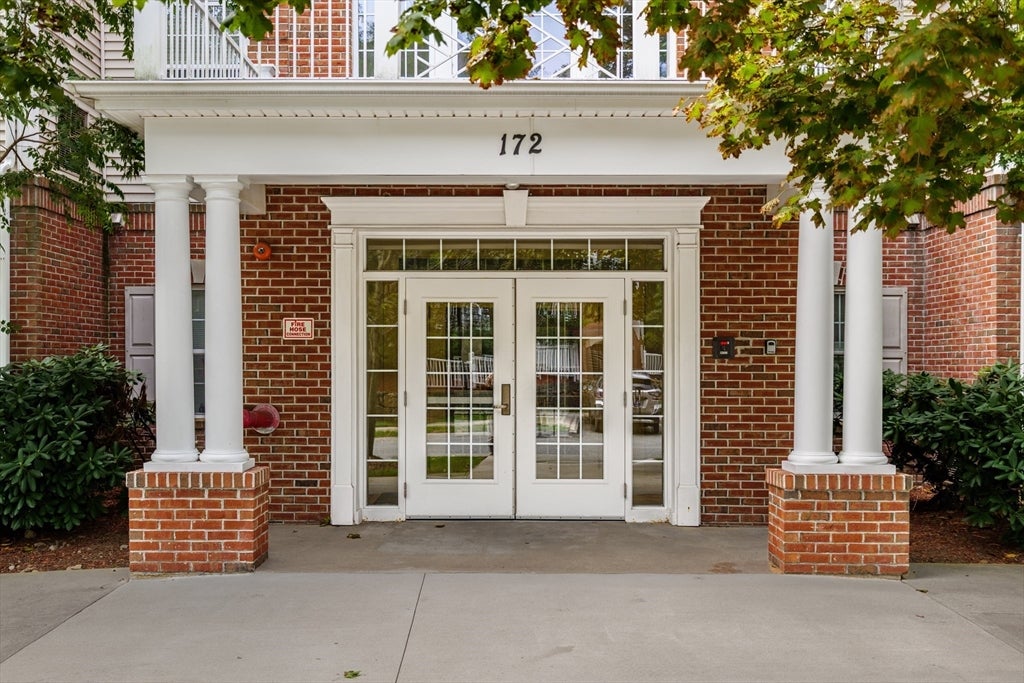 172 Haverhill St #219, Andover, MA, 172 Haverhill St #219, Andover, MA Photo #1