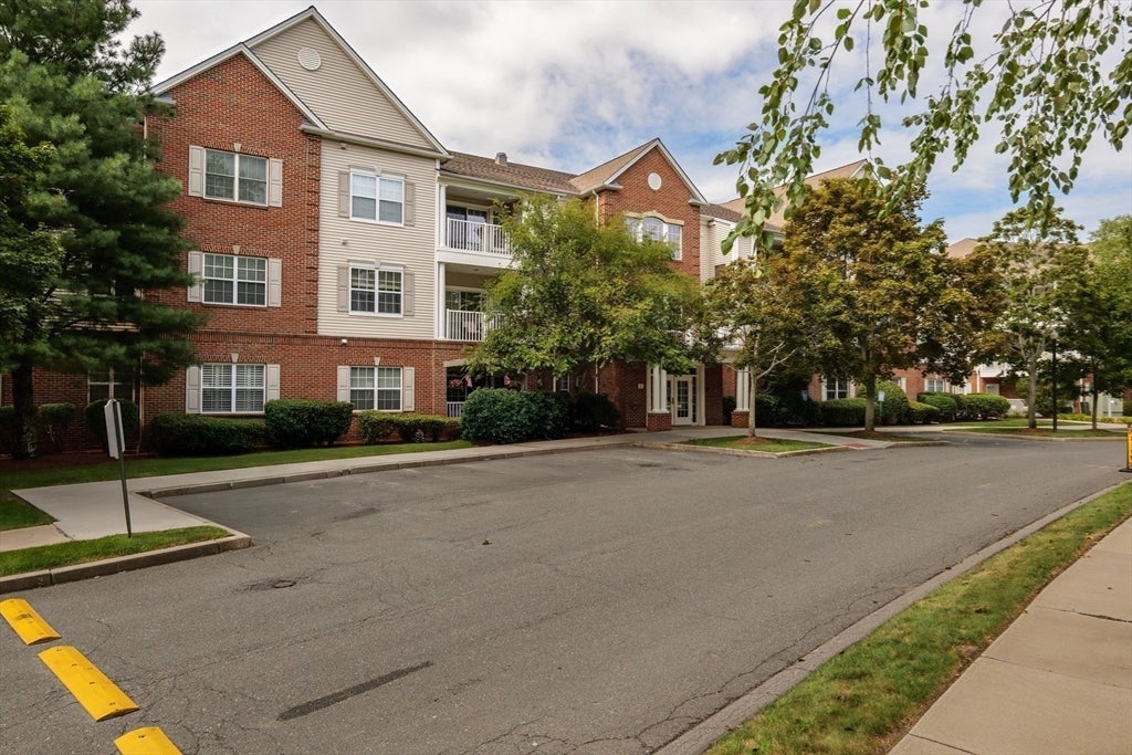 172 Haverhill St #219, Andover, MA, 172 Haverhill St #219, Andover, MA Photo #23