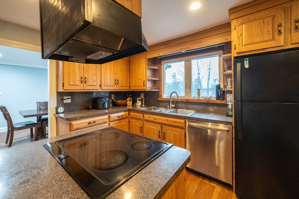 760 Washington St, Whitman, MA Photo #21