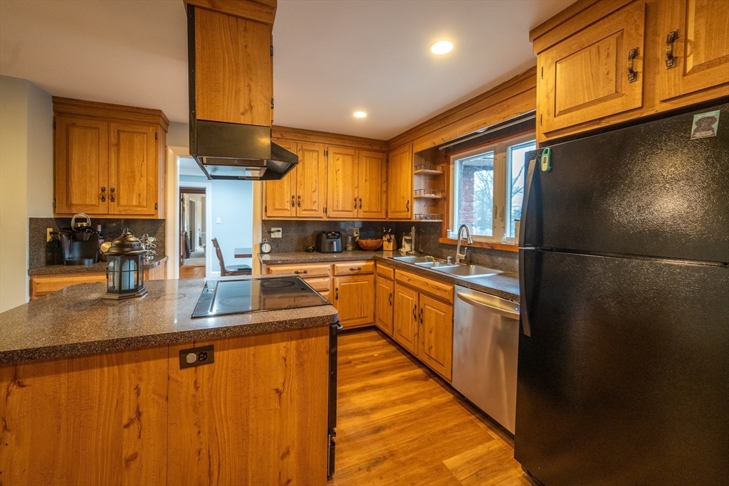 760 Washington St, Whitman, MA Photo #22
