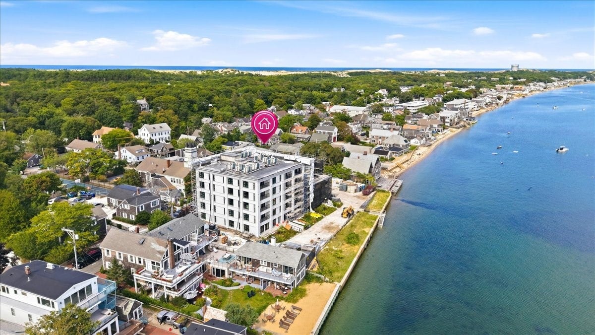 501 Commercial St #2C, Provincetown, MA Photo #30