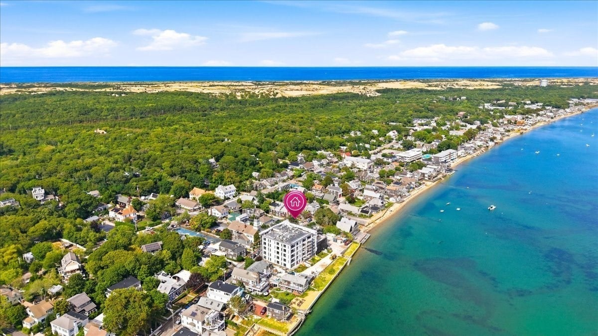 501 Commercial St #2C, Provincetown, MA Photo #25
