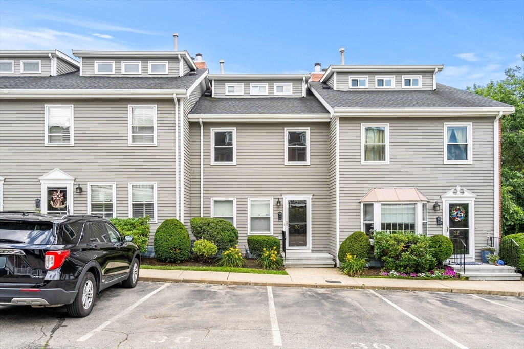 30 Breakwater Cv 30