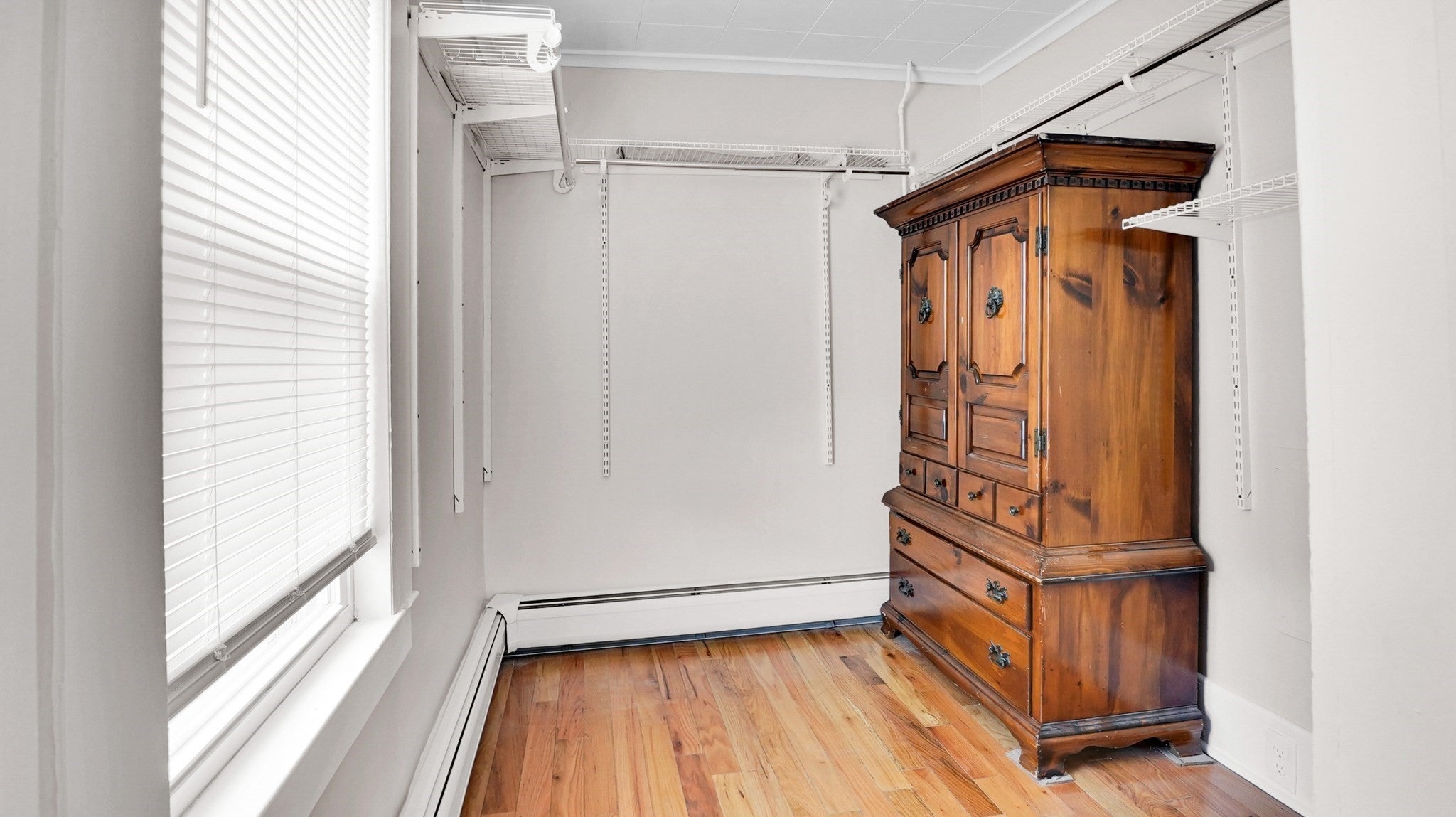 100 Caton Lane, Springfield, MA Photo #10