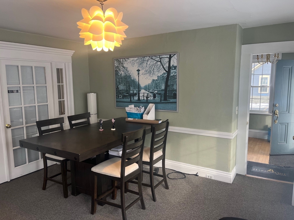 400 Boston Post Road 31