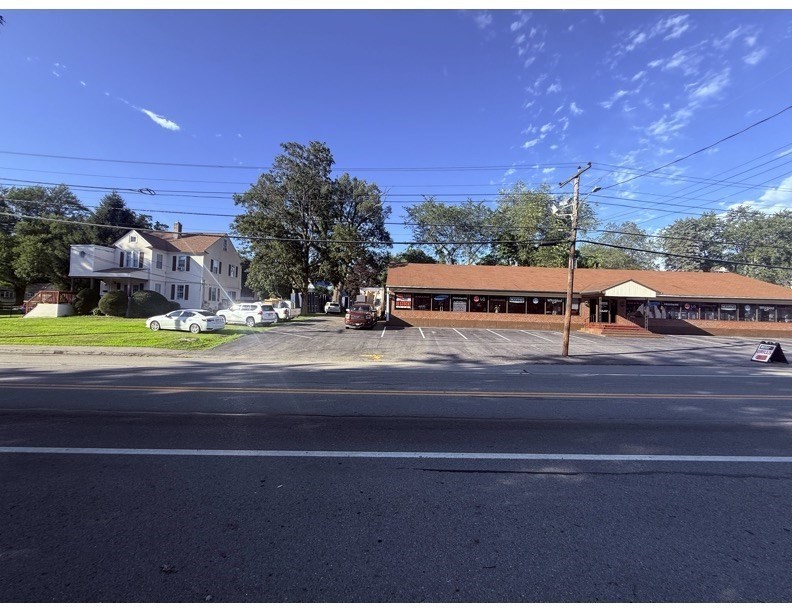 1485 Grafton Rd