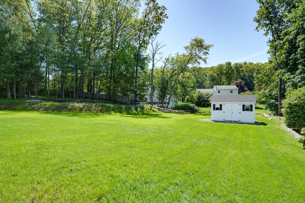 13 Woodland Dr