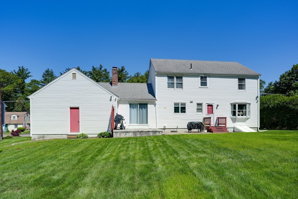 13 Woodland Dr