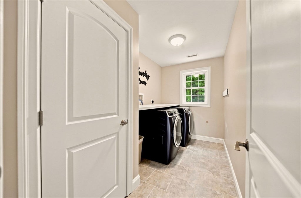 4 E Meadow Ln, Middleton, MA, 4 E Meadow Ln, Middleton, MA Photo #28