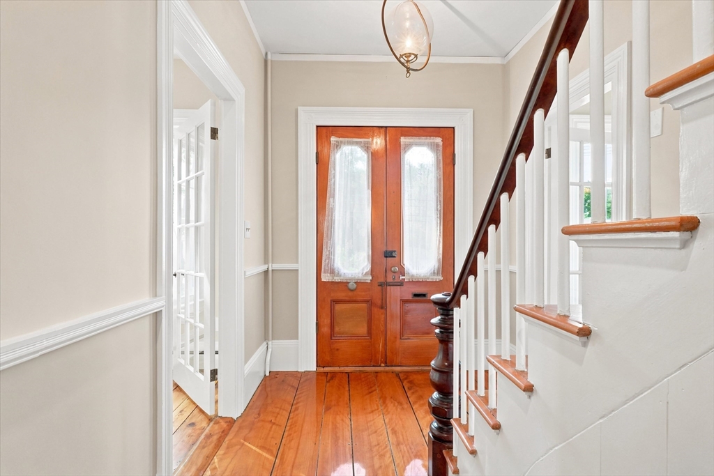 179 Main St