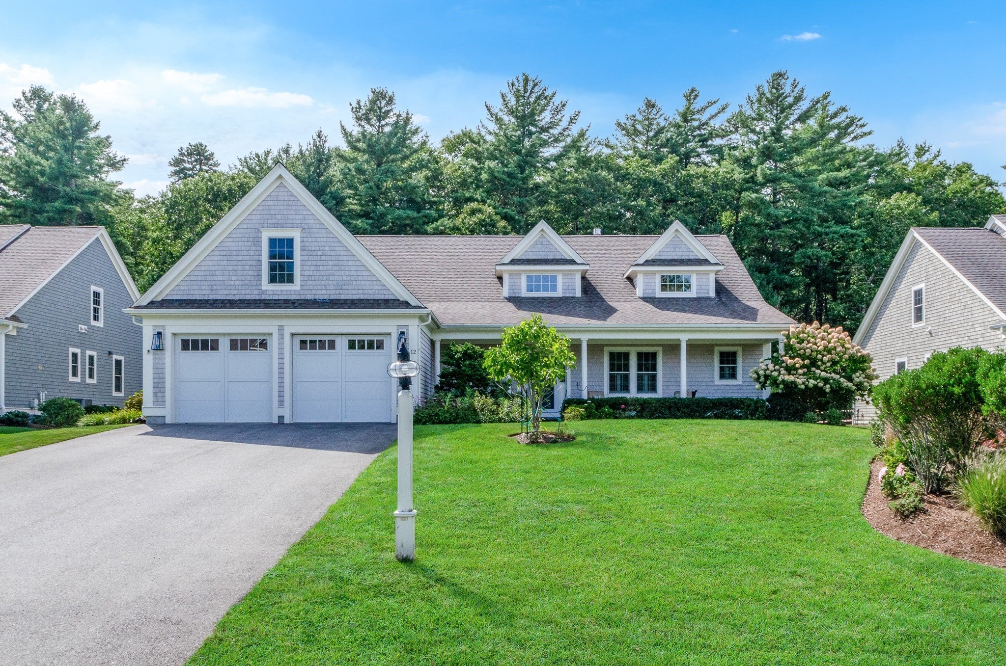 12 Fieldstone Dr, Mattapoisett MA 02739