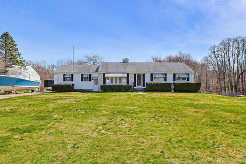 Photo of 10 Brayton Rd, Tiverton, RI 02878 (MLS # 73505524)